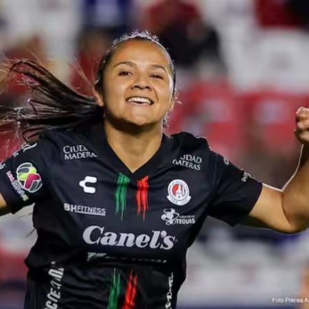 ¡Doblete Relámpago en la Liga MX Femenina! Higuera Firma una Victoria Histórica en 60 Segundos