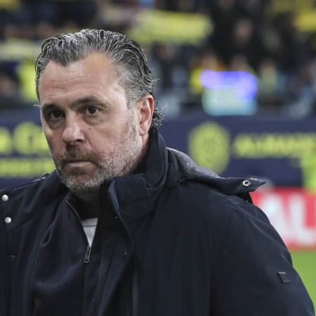 La salida de Sergio González: un adiós lleno de emociones en el Cádiz CF