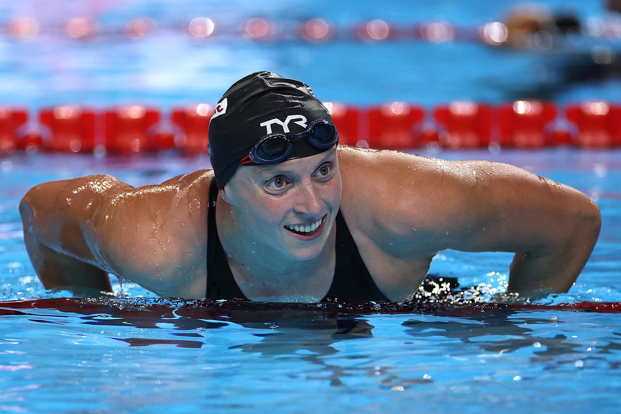 Ledecky Deslumbra en Fort Lauderdale: Quinta Mejor Marca de la Historia en 1500 Libres y Bronce Español