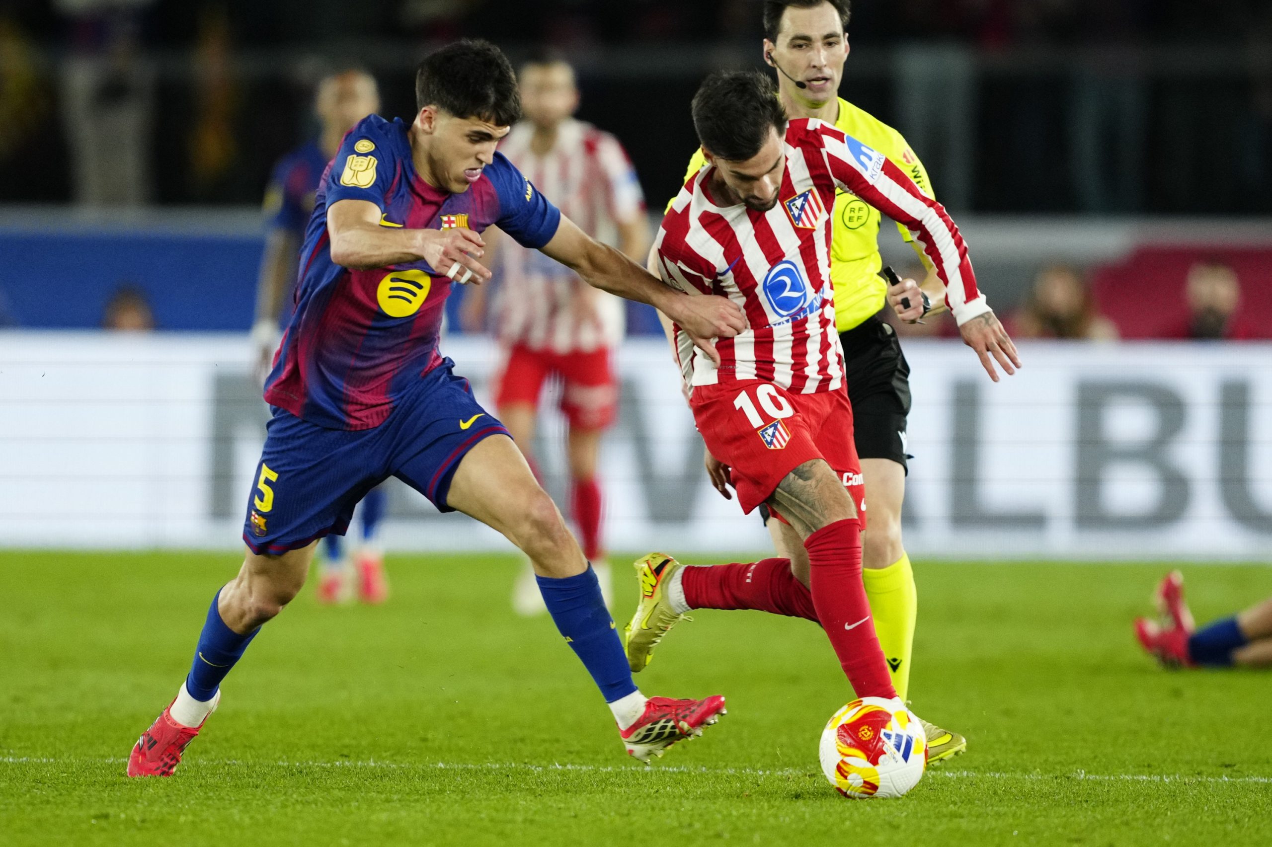 Atlético de Madrid vs FC Barcelona: El Gran Choque de la Jornada 30