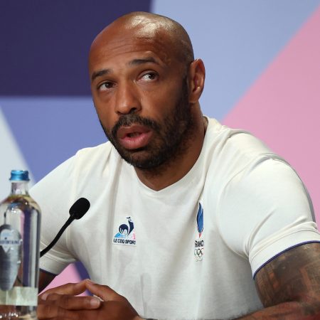El Barça, Condenado por su Fragilidad Defensiva: La Cruda Verdad de Henry Resuena en Europa