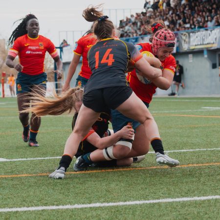 Las Leonas ‘B’ Desafían a la Cantera Inglesa: Un Vistazo al Futuro del Rugby Español