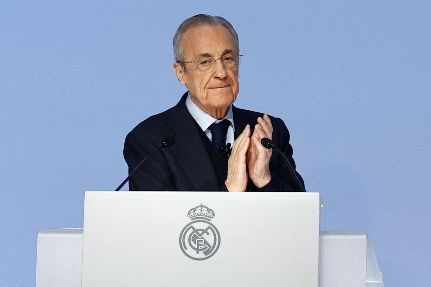 Real Madrid, at the Crossroads: Sports Rebirth with a New Shadow Leader?