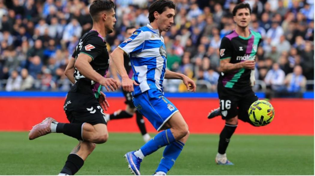 Empate en Riazor: El Málaga Resiste y el Dépor Pierde el Golaveraje