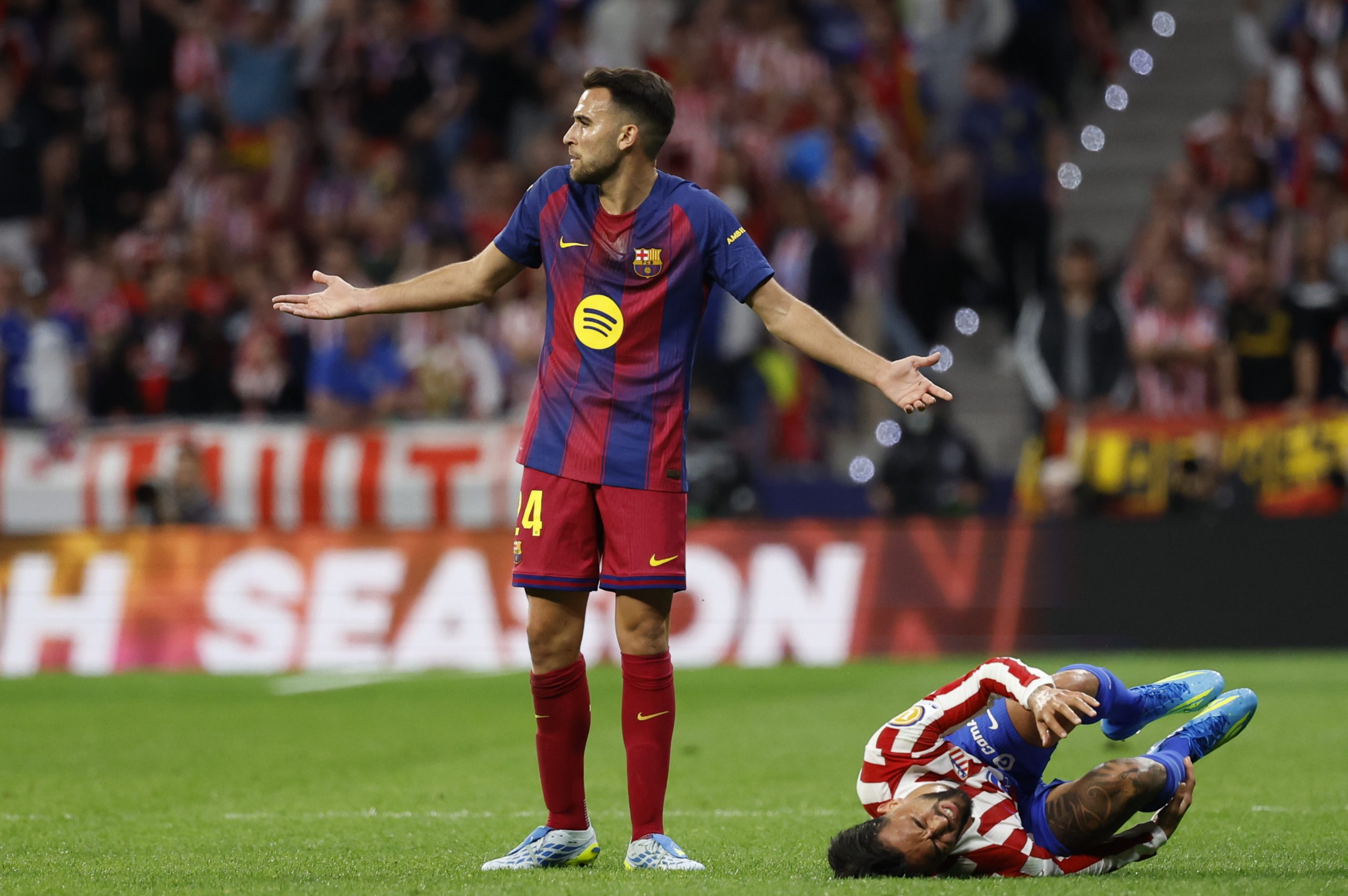 ¡Guerra en el Camp Nou! Flick busca un 'sacrificado' para blindar el centro del campo ante el Atlético ¡Guerra en el Camp Nou! Flick busca un 'sacrificado' para blindar el centro del campo ante el Atlético
