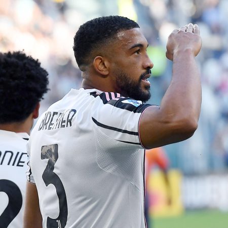Juventus se acerca a la Champions con un triunfo contundente sobre Genoa