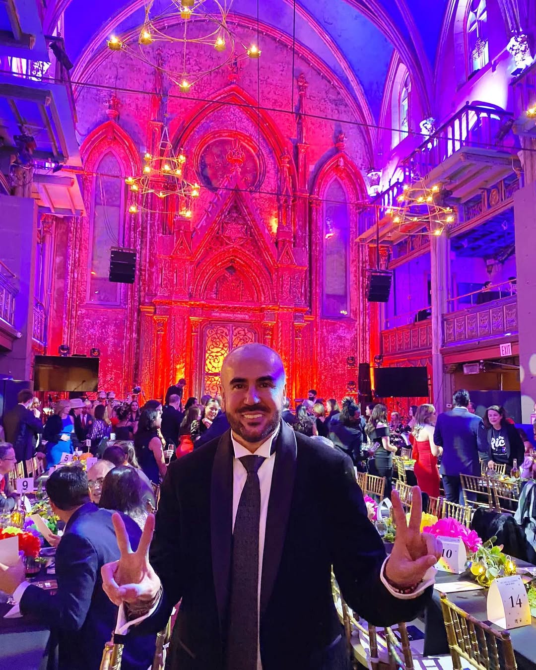 Barcelona dresses up to Gala: Ricardo Seco Dazzles with 'Migrant Pride' at 080