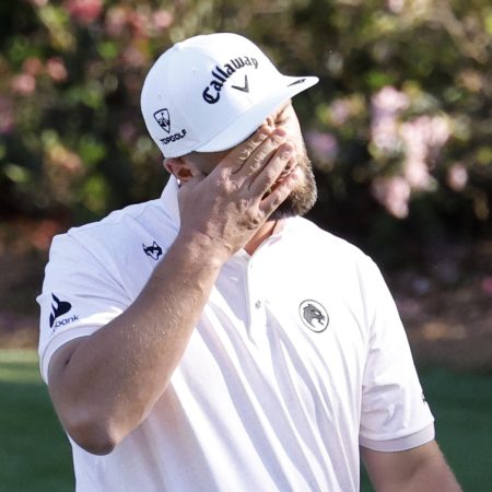 Augusta se viste de gala: McIlroy y Burns lideran un Masters que arranca con sorpresas y la dura batalla de Rahm