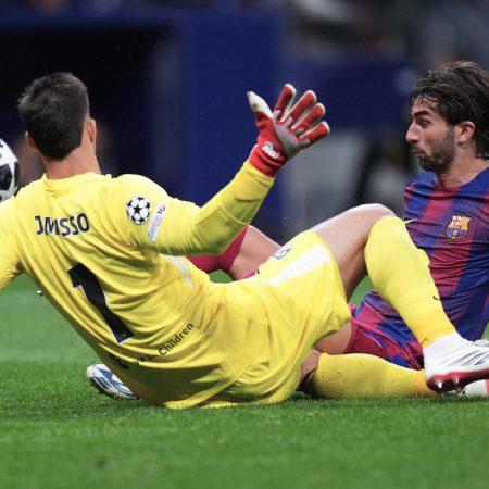 Ferran Torres se destaca en la Champions: Un gol y una asistencia lo llevan al once ideal