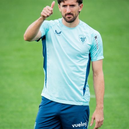 Recuperación milagrosa: Dani Vivian listo para el choque crucial ante Osasuna