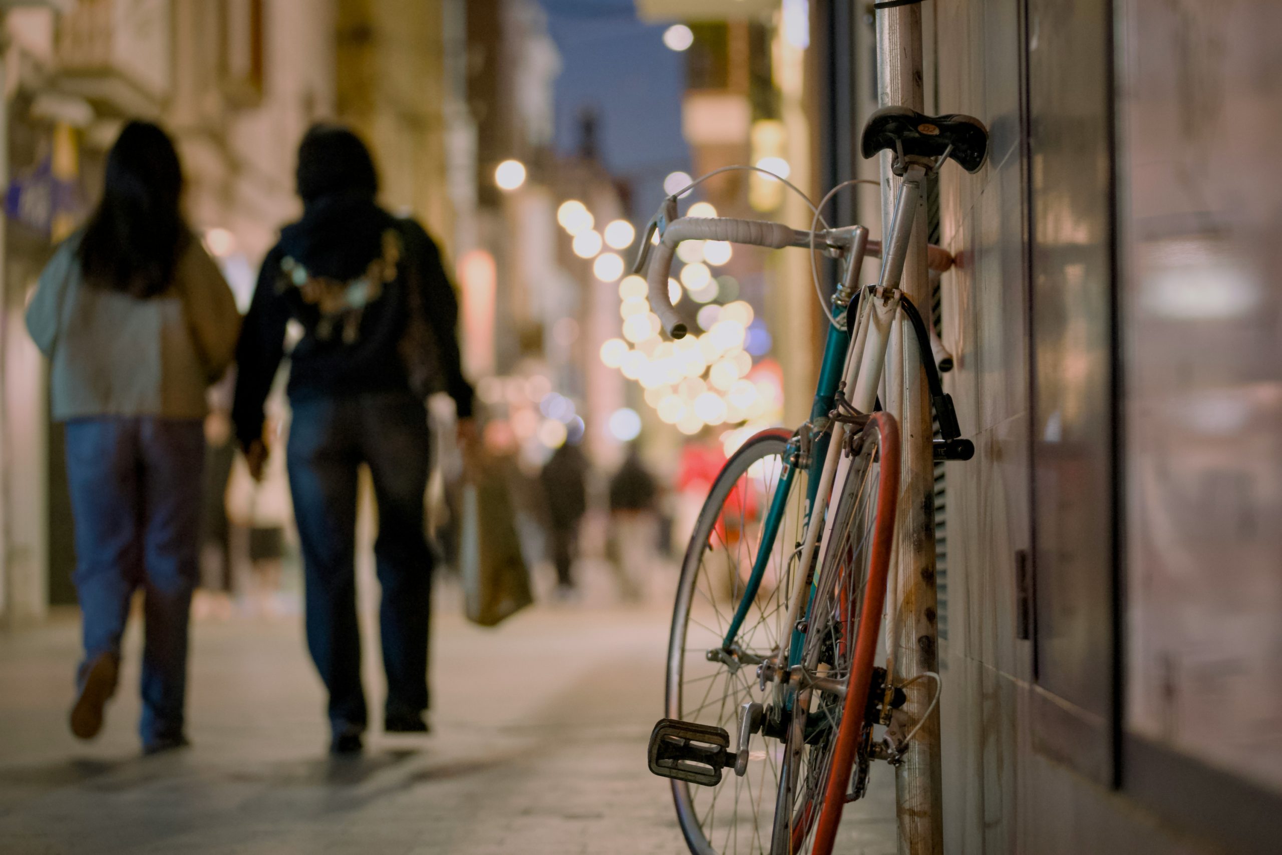 Ciclistas en la UCI: Una Lucha por la Vida en las Carreteras Europeas Ciclistas en la UCI: Una Lucha por la Vida en las Carreteras Europeas