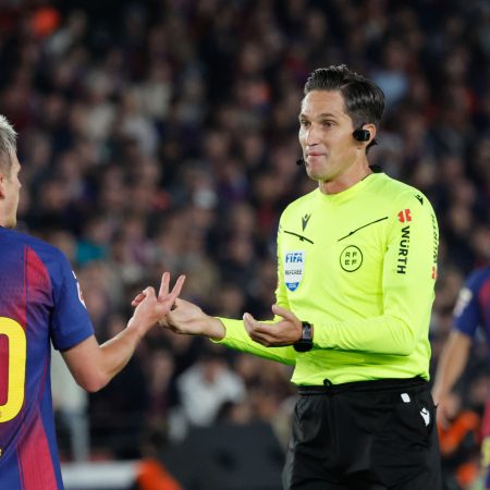 La Revolución Arbitral: La RefCam Captura la Emoción y la Tensión del Fútbol Español