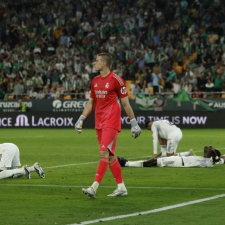 The Tense Return After The Draw In Seville