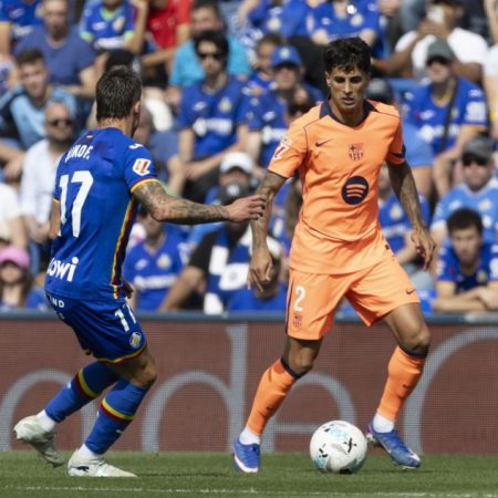 A Blaugrana Puzzle Waiting For Key Moves
