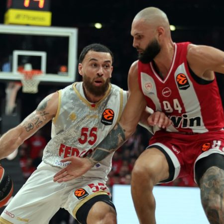 Olympiacos Destroys Monaco At The Start Of The Euroleague Quarterfinals
