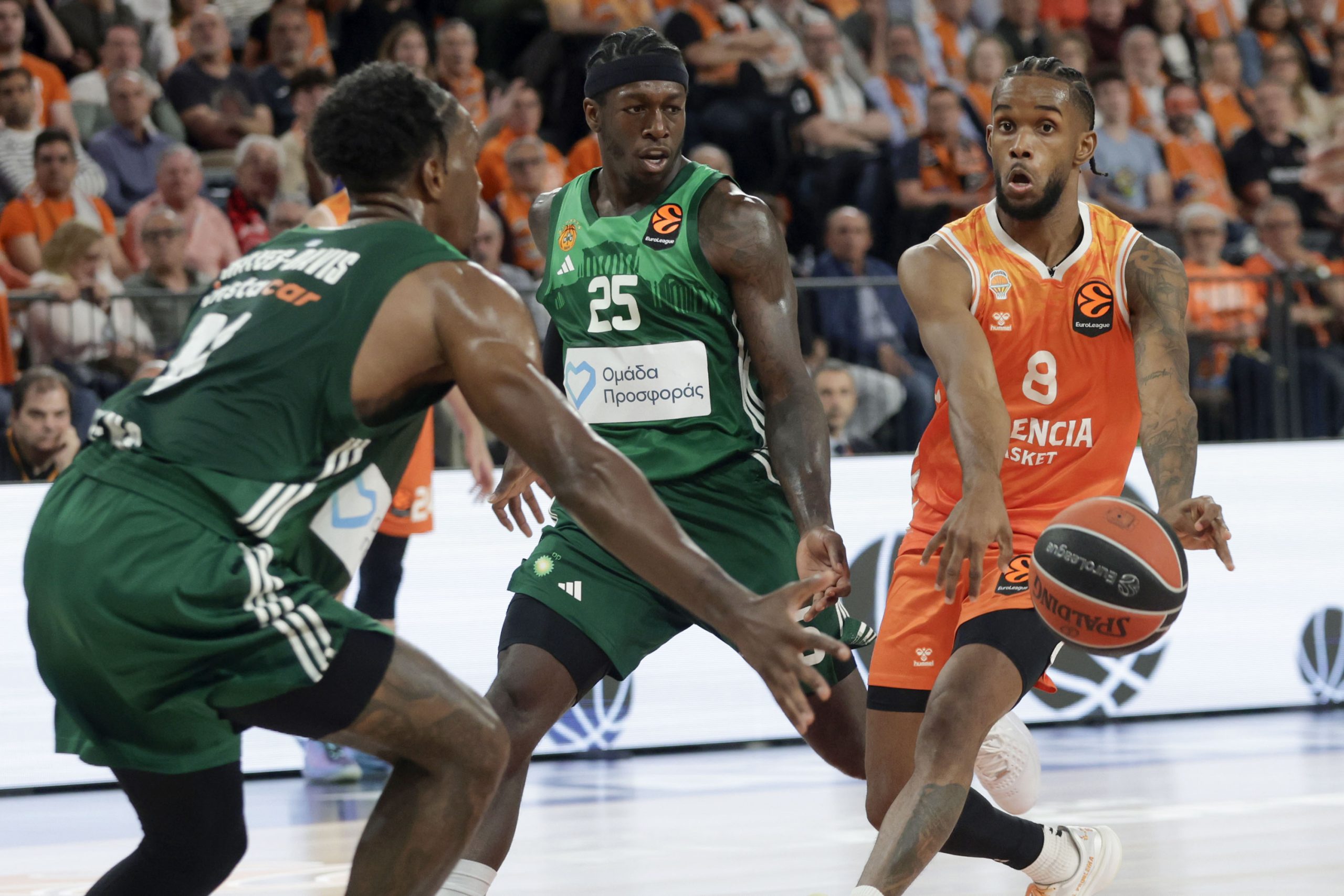 Valencia Basket, a la épica en el Roig Arena: ¡La Euroliga no está perdida! Valencia Basket, a la épica en el Roig Arena: ¡La Euroliga no está perdida!