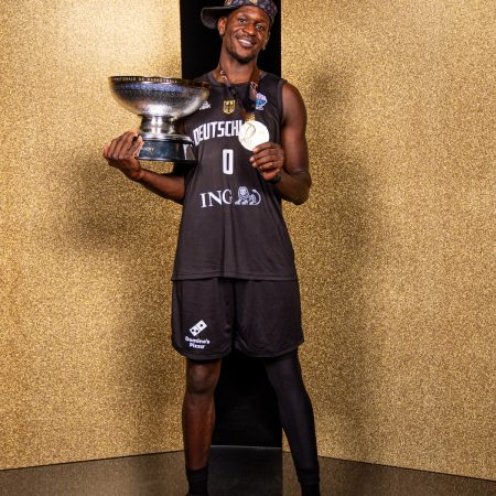 ¡Bomba en el Partizan! Isaac Bonga, ¿rumbo de regreso a la NBA tras su gesta en el Eurobasket?