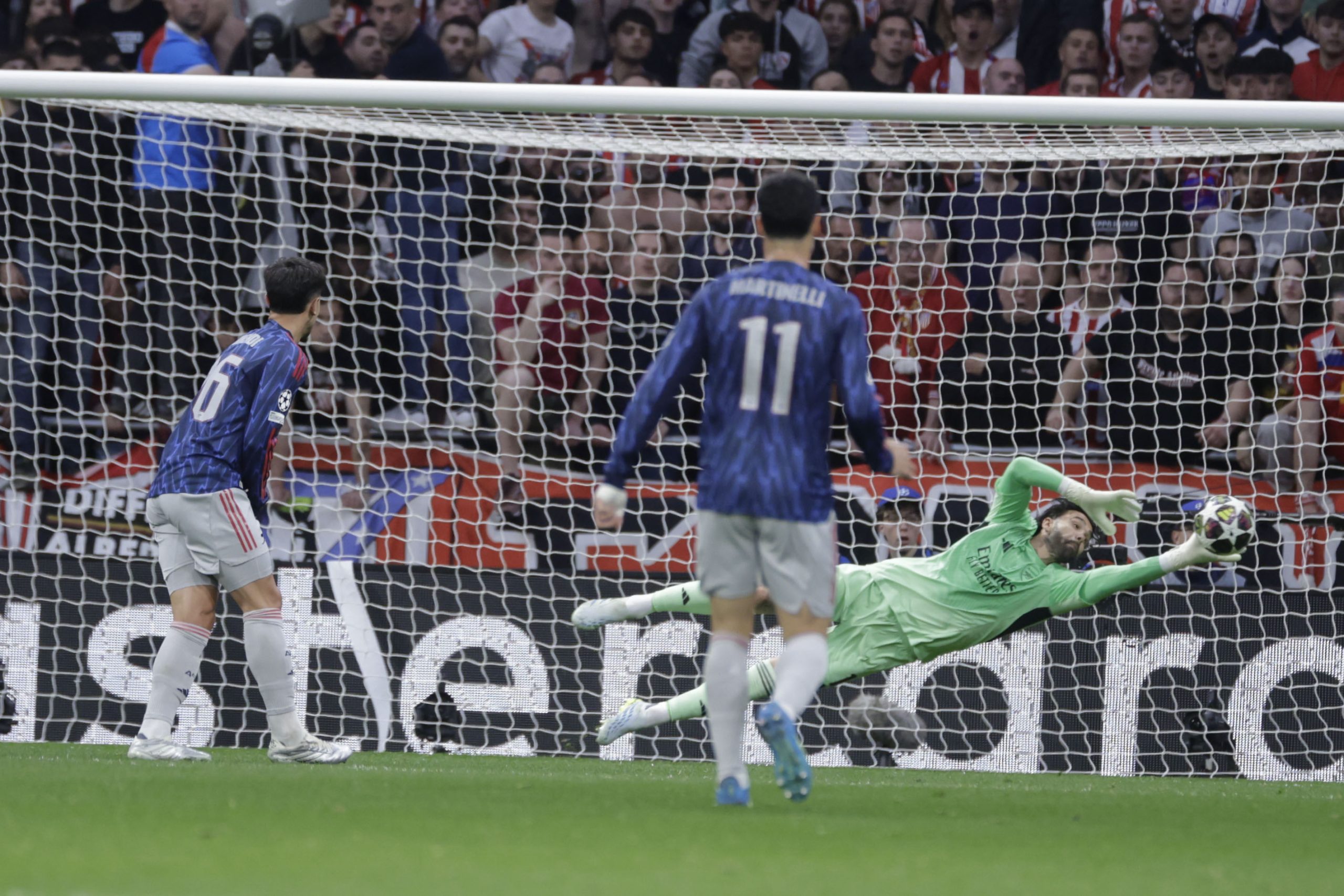 Atlético de Madrid y Arsenal Firman un Empate de Infarto en la Ida de Semifinales