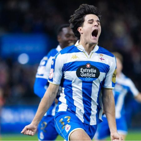 Noé Carrillo, el joven talento que seduce a Riazor: ¡Renovación hasta 2029!