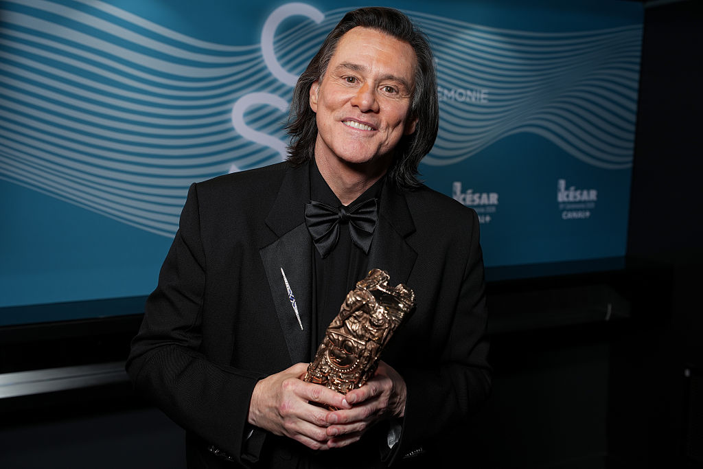 Jim Carrey: El Ícono de Hollywood que Redefinió la Felicidad Lejos de los Focos Jim Carrey: El Ícono de Hollywood que Redefinió la Felicidad Lejos de los Focos