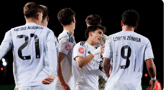 El Castilla, a consolidar su idilio con la victoria ante un Unionistas que sueña con el 'play-off' El Castilla, a consolidar su idilio con la victoria ante un Unionistas que sueña con el 'play-off'