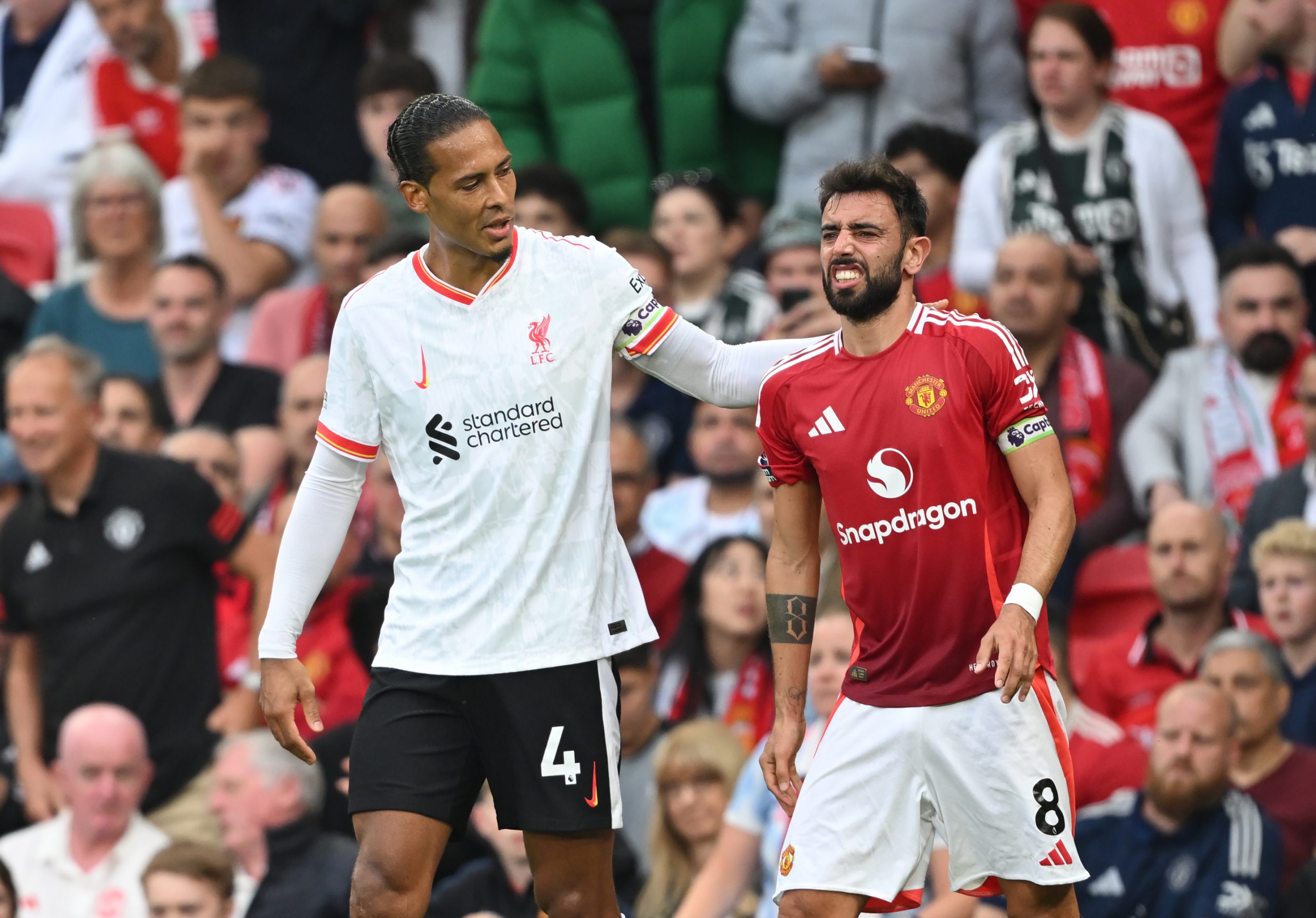 El Clásico de Inglaterra: Más que Fútbol, una Batalla Histórica entre Manchester y Liverpool