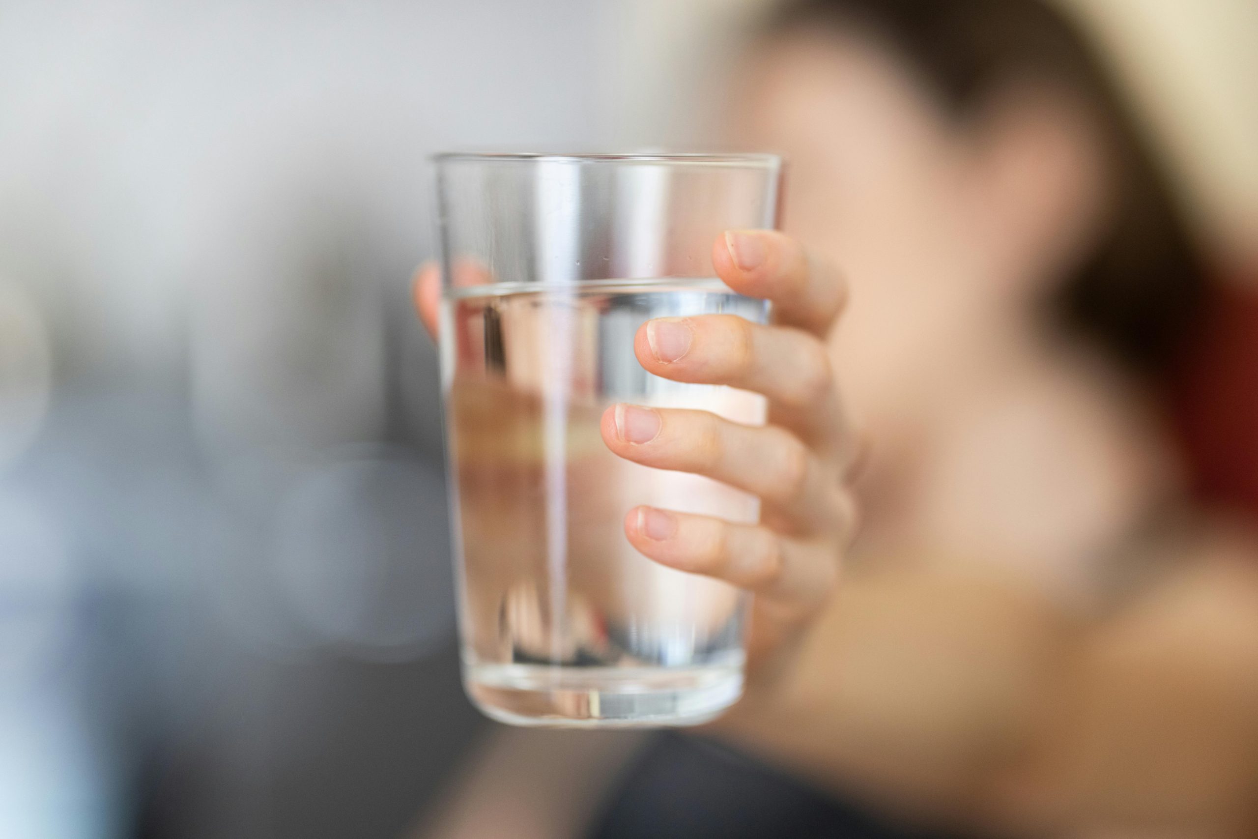 ¡Agua, el elixir de la vida... o un peligro oculto! La historia que te hará replantearte tu hidratación ¡Agua, el elixir de la vida... o un peligro oculto! La historia que te hará replantearte tu hidratación